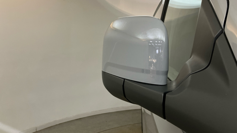 Volkswagen Transporter T32 Swb Electric 160kW 65kWh Commerce Pro Van Auto